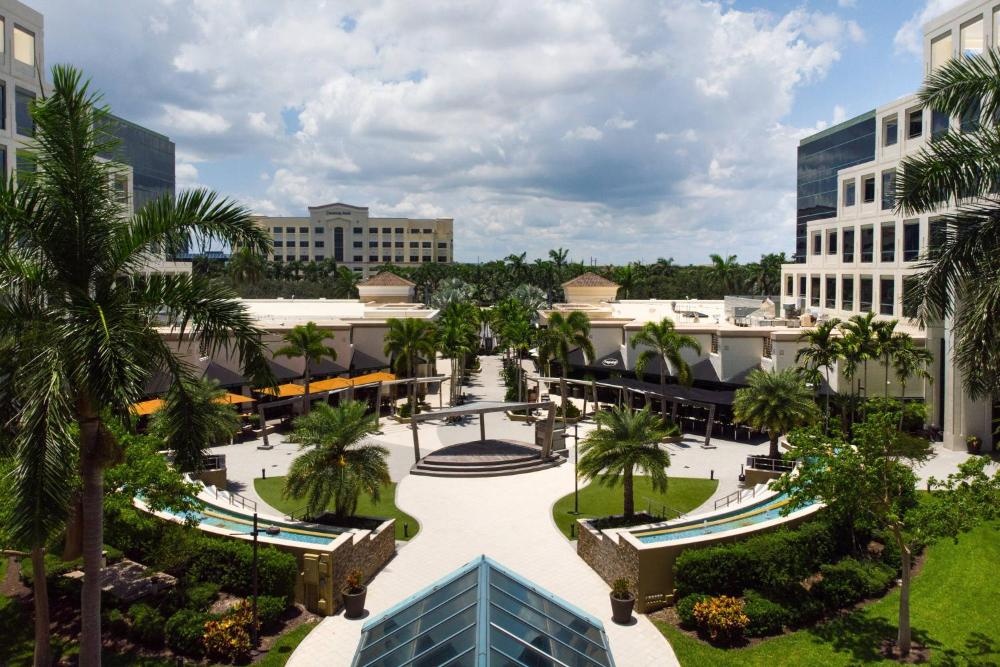 Boca Raton Marriott at Boca Center Image 13