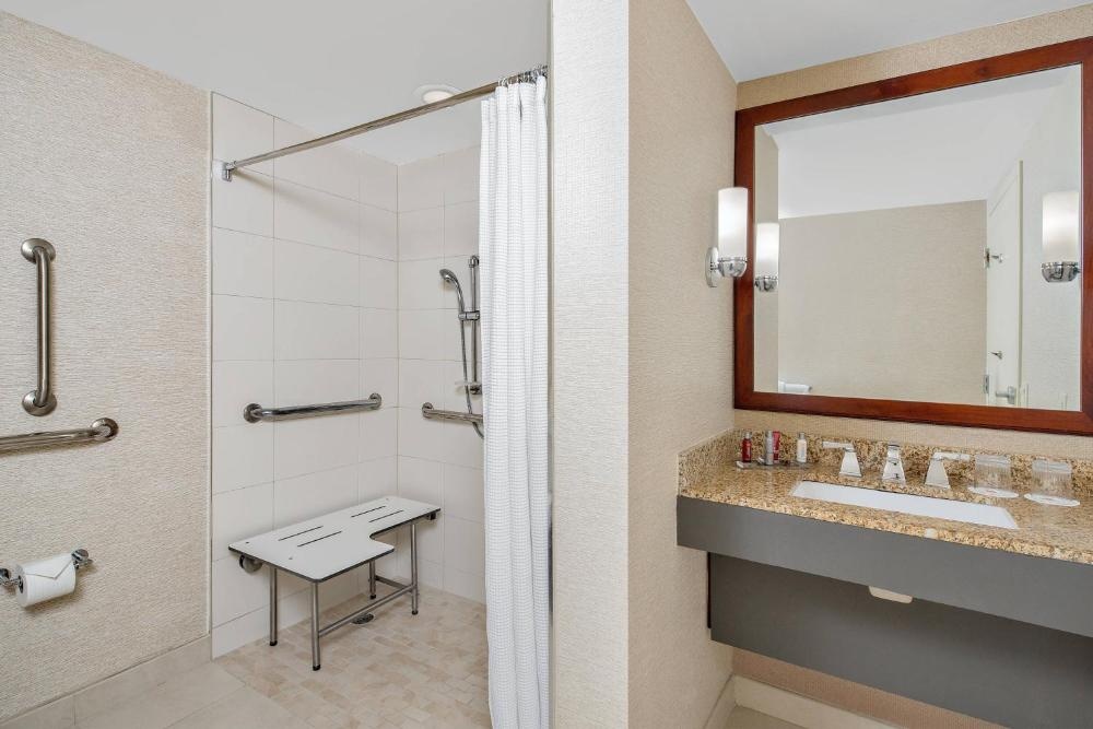 Boca Raton Marriott at Boca Center Image 16