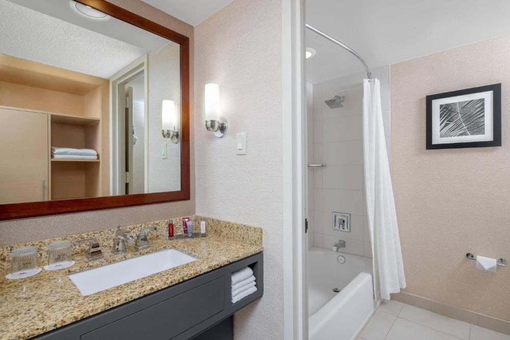 Boca Raton Marriott at Boca Center Image 54