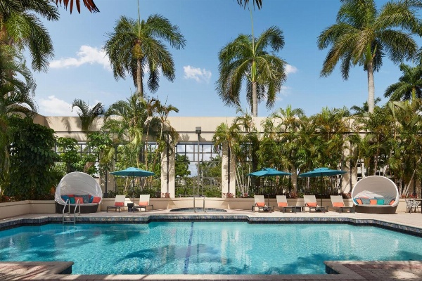 Boca Raton Marriott at Boca Center image 1
