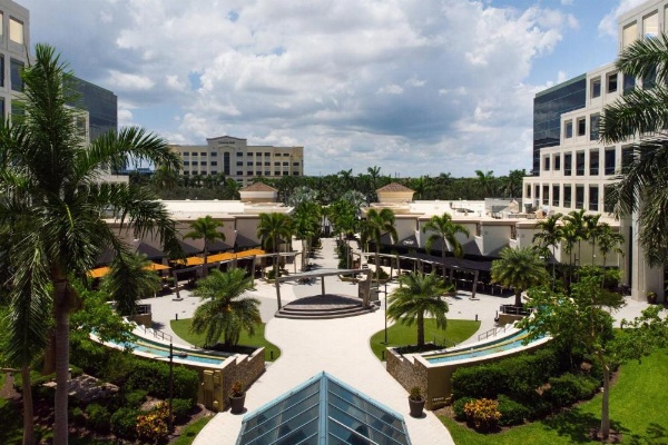 Boca Raton Marriott at Boca Center image 13